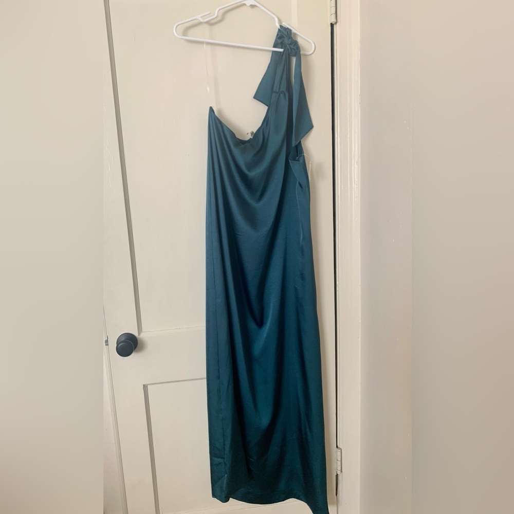 One shoulder maxi with small slit